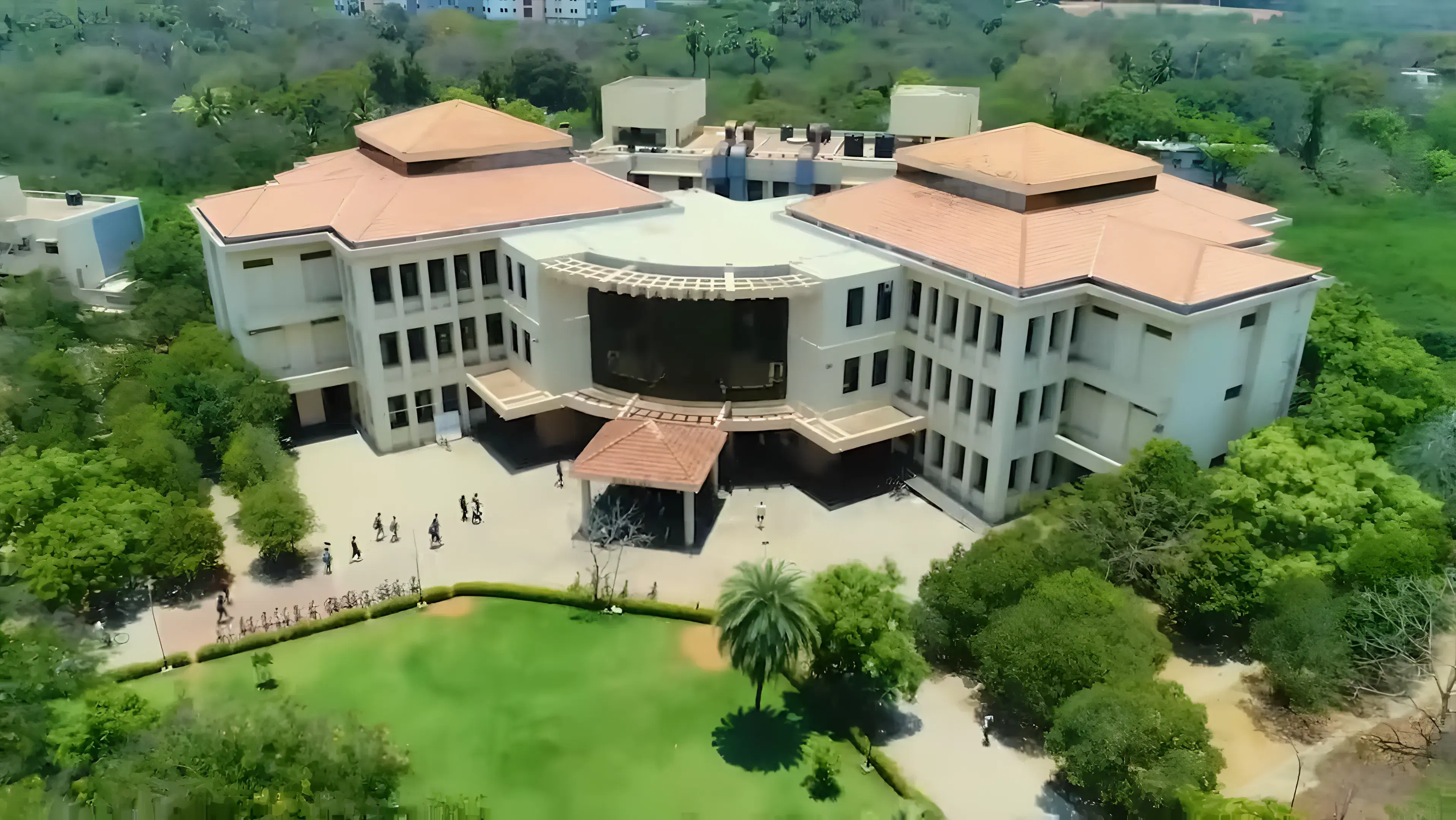 IIT Madras academic infrastructure photo 1